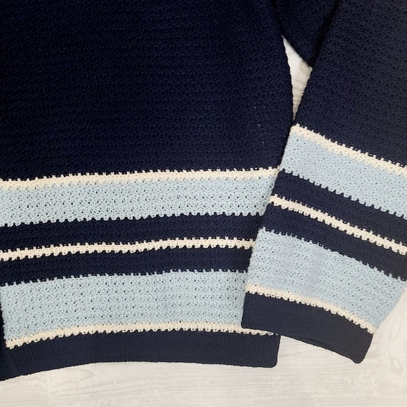 St. John Sport Knit Jacket - Picture 5 of 12